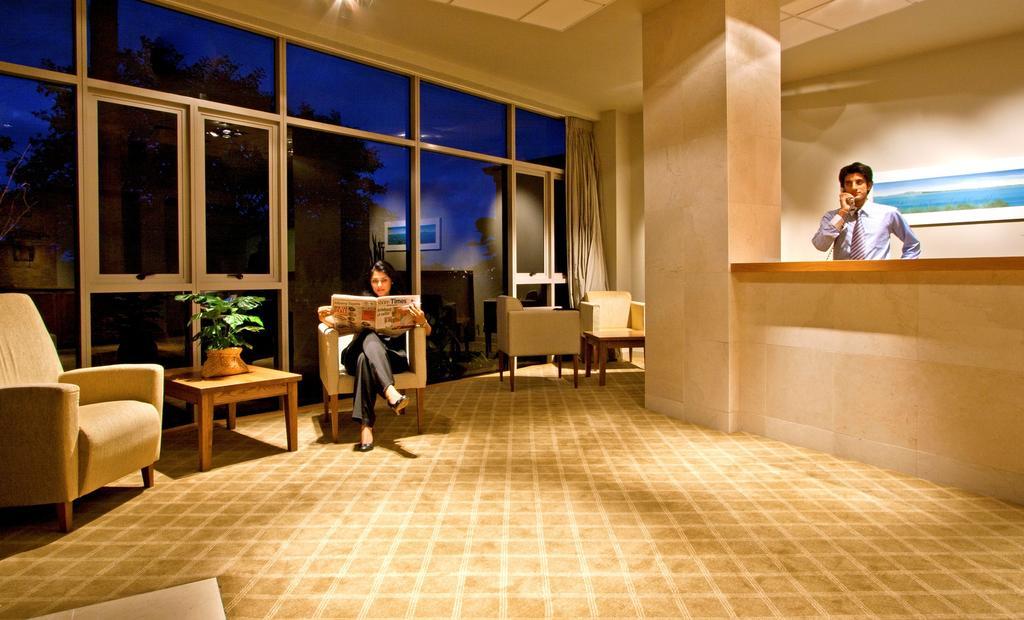 Vr Takapuna Auckland Exterior foto The lobby of a hotel